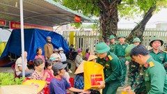 Quân khu 5 chia sẻ mất mát với gia đình chiến sĩ tại Đắk Lắk