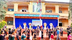 Quảng Ngãi: Khi cồng chiêng được trao truyền từ trong nhà trường