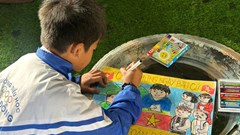 Quảng Ngãi: Học sinh Xơ Đăng sôi nổi vẽ tranh cổ động bầu cử