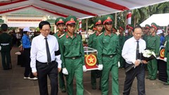 Phó Thủ tướng Hồ Quốc Dũng dự lễ an táng 18 liệt sĩ quân tình nguyện tại Gia Lai