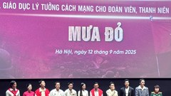 Ngập tràn cảm xúc khi giao lưu với đoàn phim “Mưa đỏ“
