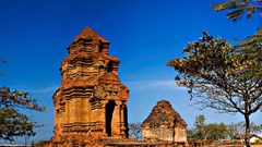Tháp Chăm, biểu tượng trường tồn của văn hóa Chăm