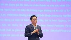 Tiến sĩ Nguyễn Trà Giang giới thiệu cuốn sách về khoa học thể thao