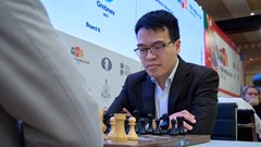Lê Quang Liêm thoát thua ngoạn mục ở vòng 5 World Cup cờ vua 2025