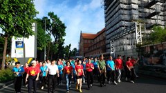 TP.HCM: Hơn 6.000 người đi bộ đồng hành “Cùng Việt Nam tiến bước”