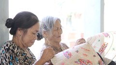 Nâng tầm giá trị di sản nghề chằm nón ngựa Phú Gia