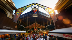 Tây Ban Nha đón lượng khách du lịch mùa hè cao kỷ lục