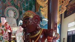 Hệ luỵ từ việc tô vẽ hai bức tượng Chăm