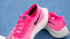 Nike có nguy cơ thiệt hại 1 tỷ USD vì chính sách thuế của ông Trump