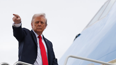 Tổng thống Trump: “Ông Zelensky sẽ phải đạt thỏa thuận về Ukraine“