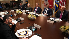 Tổng thống Trump hạ thấp khả năng cấp tên lửa Tomahawk cho Ukraine