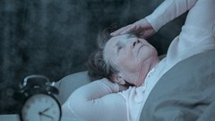  Nguyên nhân âm thầm gây mất ngủ ở người cao tuổi