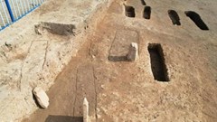 Bia mộ cổ hơn 4.000 năm tuổi hé lộ phong tục mai táng cổ đại ở Trung Quốc