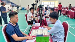  Sự khắc nghiệt của đấu trường quốc nội