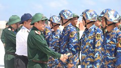 Hành trình Trường Sa: “Đem ra tình cảm, đem về niềm tin”