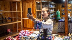 Những ngôi làng vùng núi Trung Quốc hồi sinh nhờ du lịch