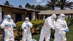 “Mọi cơ sở y tế đều quá tải”: Lo ngại Ebola vượt ngoài tầm kiểm soát tại Congo