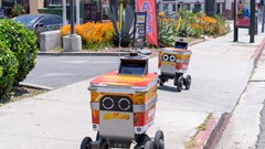 Robot giao hàng tràn ngập Los Angeles, người dân “vừa thương vừa ghét”