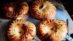 Bánh mì và những câu chuyện về bản sắc Uzbekistan