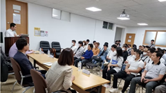  Sức ép kép với lao động trẻ Hàn Quốc