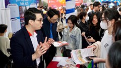 Bài 2 - Doanh nghiệp “khát” nhân sự, người trẻ “khát” việc làm
