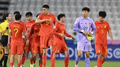 Đưa thủ môn cao 2m đá tiền đạo, HLV U23 Trung Quốc bị chỉ trích