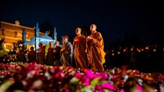 Hàng nghìn người tham gia Đại lễ Phật đản 2024 trên đỉnh Fansipan 