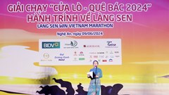 Khai mạc giải chạy marathon Hành trình về Làng Sen 2024