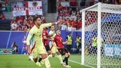 Tây Ban Nha cùng Ý đi tiếp, Croatia chỉ còn cơ hội mỏng manh