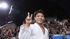 Vượt qua Australia, Nhật Bản vươn lên dẫn đầu bảng xếp hạng