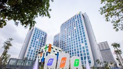 LPBank muốn mua 5% vốn FPT, giá trị ước tính gần 10.000 tỉ đồng