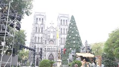 Nhà thờ Lớn lung linh, sạch đẹp trước lễ Giáng sinh