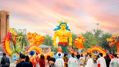 Đắm chìm trong không gian Tết 4.000 năm tại điểm cầu may “hot” nhất dịp Tết Ất Tỵ