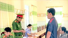 Khởi tố vụ án buôn bán sách giáo khoa giả trị giá hơn 1,3 tỉ đồng