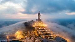 Khám phá vẻ đẹp khác của núi Bà Đen sau 5h chiều