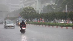 Dự báo thời tiết 19.10: Ảnh hưởng không khí lạnh, Trung Bộ mưa rất to