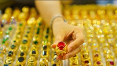 Giá vàng hôm nay 24.10: Tăng trở lại sau hai phiên lao dốc