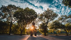 Dự báo thời tiết 12.11: Bắc Bộ hửng nắng, Trung Bộ mưa rào