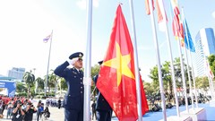 Xúc động và tự hào Quốc kỳ Việt Nam tung bay tại Lễ thượng cờ SEA Games 33