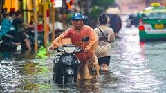 Dự báo thời tiết 10.12: TP.HCM và Nam Bộ mưa to đến rất to
