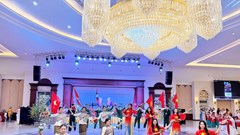 Thành lập Câu lạc bộ Di sản Áo dài Việt Nam tại Lào