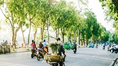 Thời tiết hôm nay 15.4: Hà Nội ngày nắng, TP.HCM mưa rào