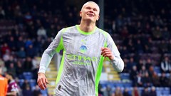 Arsenal mất ngôi đầu Ngoại hạng Anh vào tay Man City