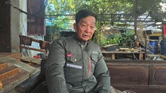Chuyện người hồi sinh thuyền buồm đỏ ba vách chạy ngược gió
