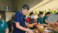 ‘Bếp cơm 0 đồng’ của TikToker Phạm Ngọc Dũng