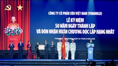 Vinamilk đón nhận Huân chương Độc lập hạng Nhất tại dấu mốc 50 năm