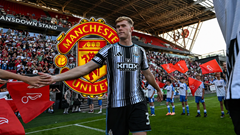 Tin chuyển nhượng 25.8: Man United gặp khó, Newcastle quyết không bán Lewis Hall