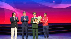 Những nhà vô địch mang quân hàm trên vai