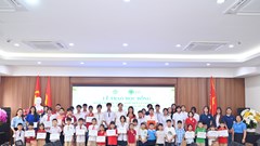 Học bổng “PRO Việt Nam - URENCO“: Tiếp sức đến trường cho con em công nhân môi trường