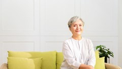 Bị sa sút trí tuệ ở tuổi 58 nhưng tôi chọn sống một mình: Không còn bị giục giã hay chất vấn, tôi không phải sống như một đứa trẻ bị mắng